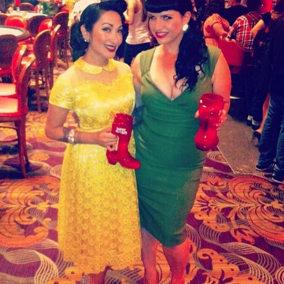 Vintage gown - Picture 2 of 4